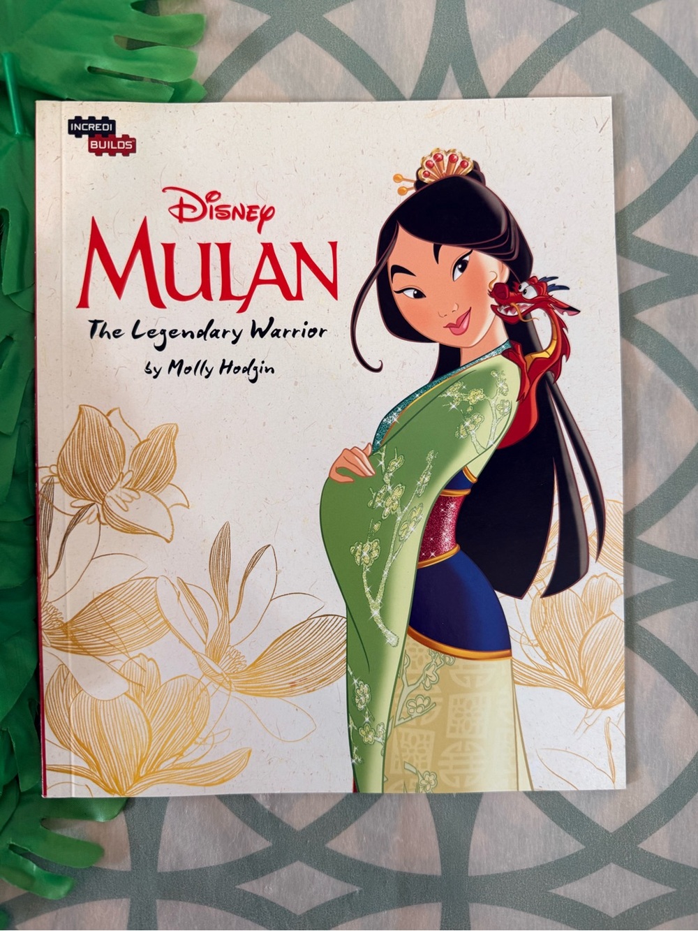 💫10/$25 • Disney Mulan The Legendary Warrior Paperback